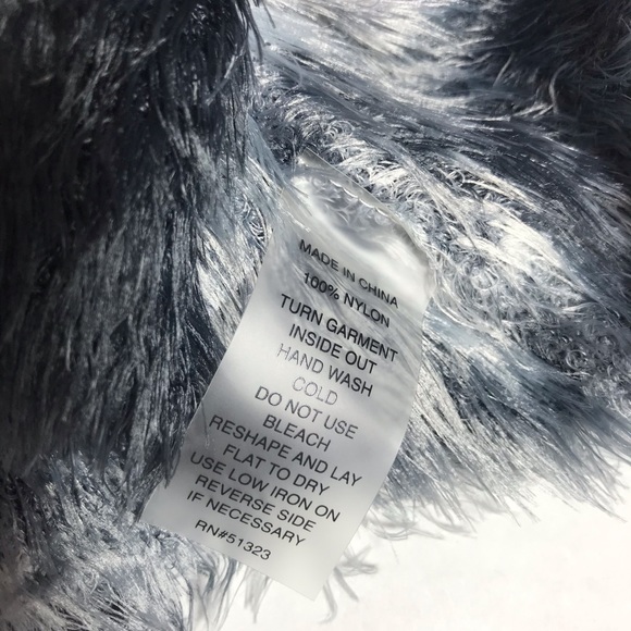 NWT Two by Vince Camuto Eyelash Sweater Medium - Picture 5 of 5